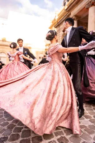danse robe rose belle époque