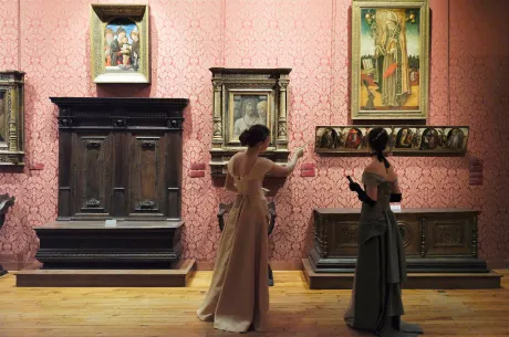 femmes de dos musée italien
